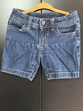 Girls size 5 | Faded Glory | Blue Denim |  Kids Shorts | Flaws see info